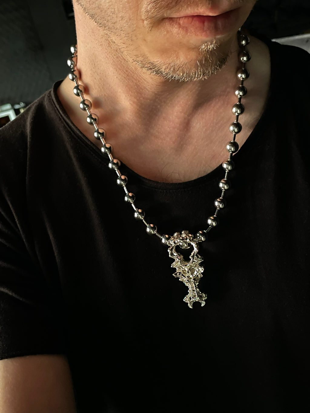 kapital silver necklace バケツ型 BUBBLE PENDANT NECKLACE - SILVER | COS