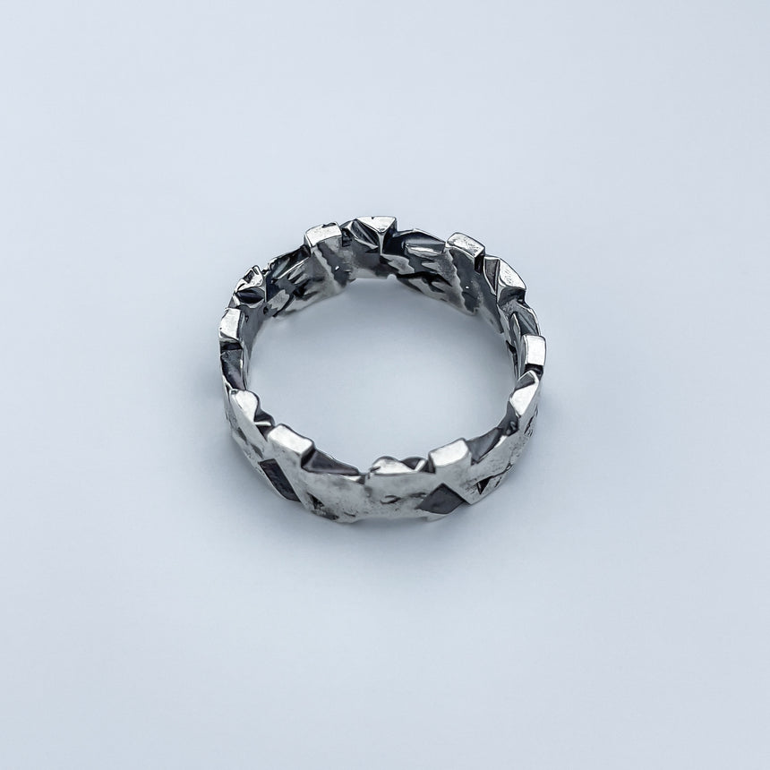 Ring "R-4"